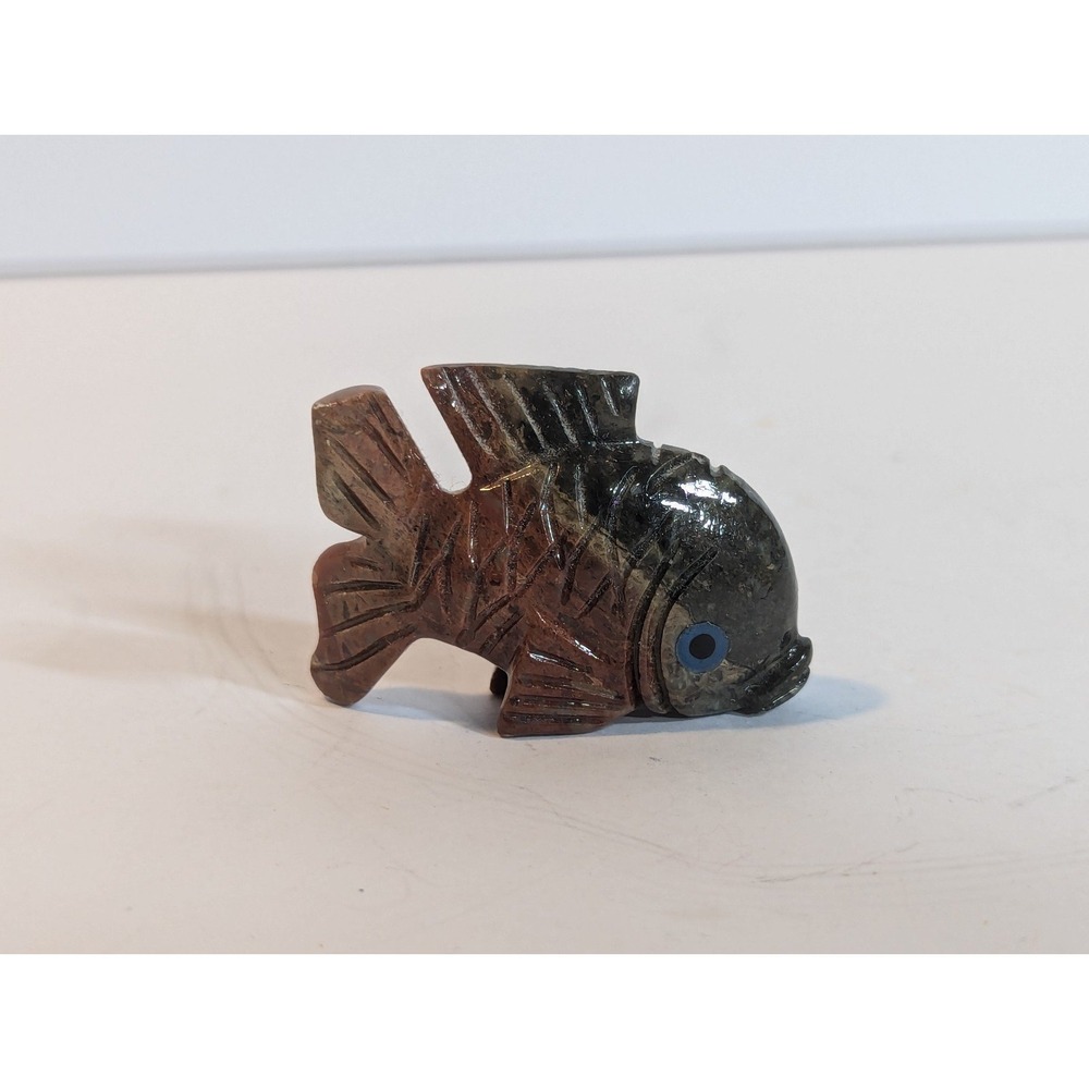Hand Carved‎  1 1/4 in Fish